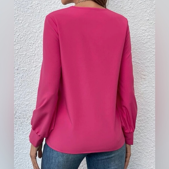 SHEIN Essnce Contrast Sequin V Neck Blouse in Hot Punk..Sz. M..never worn..NWOT. - Picture 2 of 7